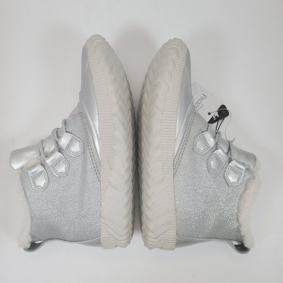 Sorel x Disney Frozen Out N About Women's Silver Boots US Size 7.5 - Picture 8 of 11